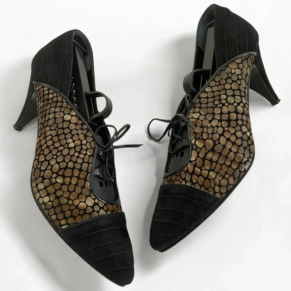 Impressioné Vintage Made in Italy Sueded Cobblestone Print Lace Up Pumps Size 8